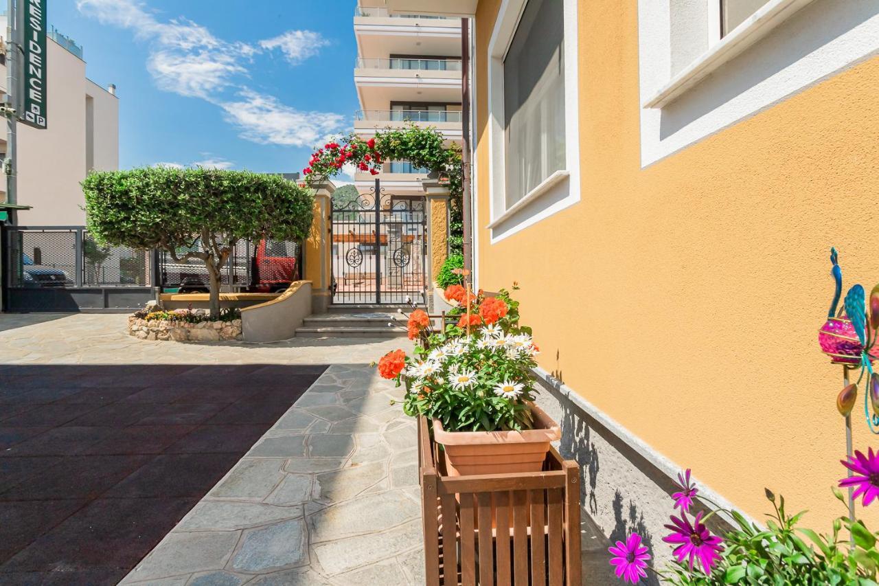 Residence Villa Alda Pietra Ligure Exterior photo
