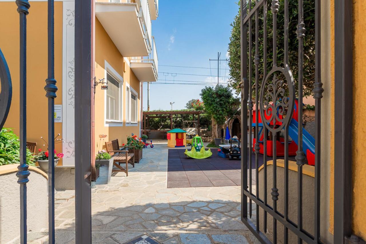 Residence Villa Alda Pietra Ligure Exterior photo