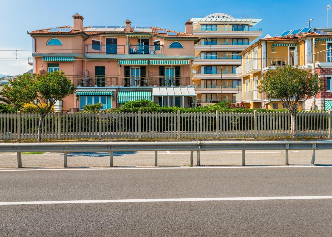 Residence Villa Alda Pietra Ligure Exterior photo